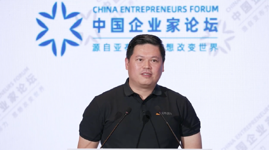 无界动力创始人张玉峰：2025年全球人形机器人产量约两万台	，真正可落地干活的商用机器人几乎空白
