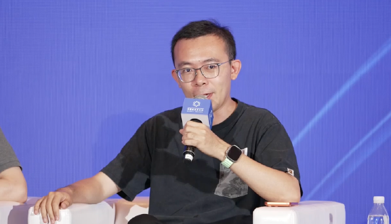 未来不远机器人张翼：如果企业把AI当成全部核心业务	，经营波动会极大
