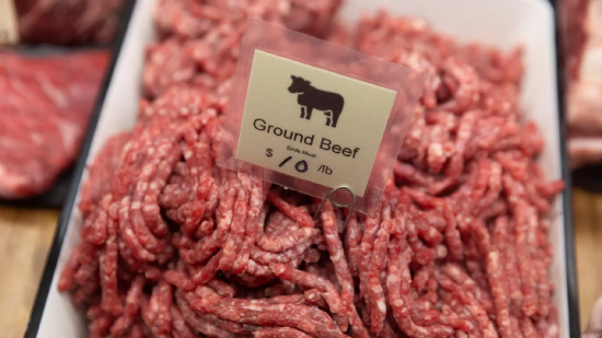 特朗普将允许30万吨碎牛肉免配额外关税进口
